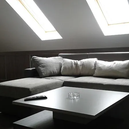 Setaliste Apartment *